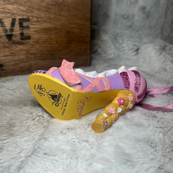 Disney Rapunzel Princess Runway Collection Shoe Ornament - Picture 5 of 8